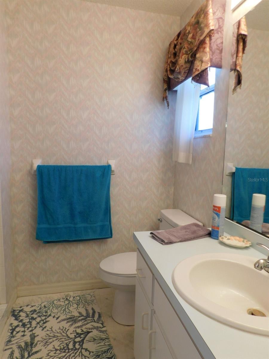 Listing photo id 14 for 4655 Carl G. Rose Highway