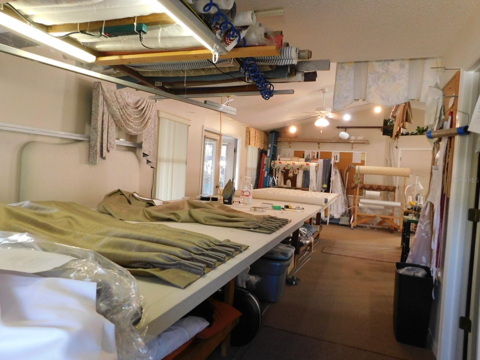 Listing photo id 3 for 4655 Carl G. Rose Highway