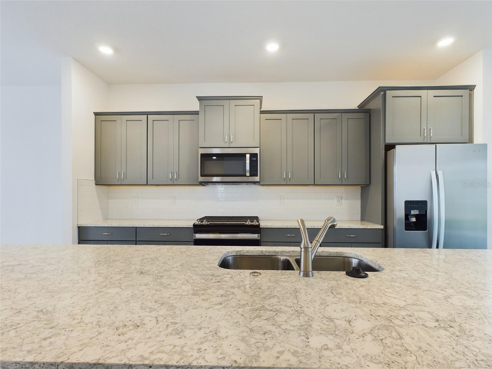 Image 12 of 40 For 7261 61st Place