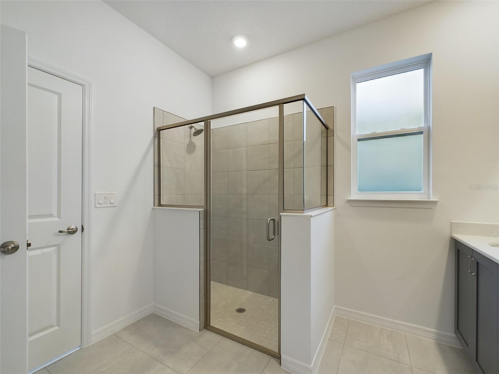 Image 21 of 40 For 7261 61st Place