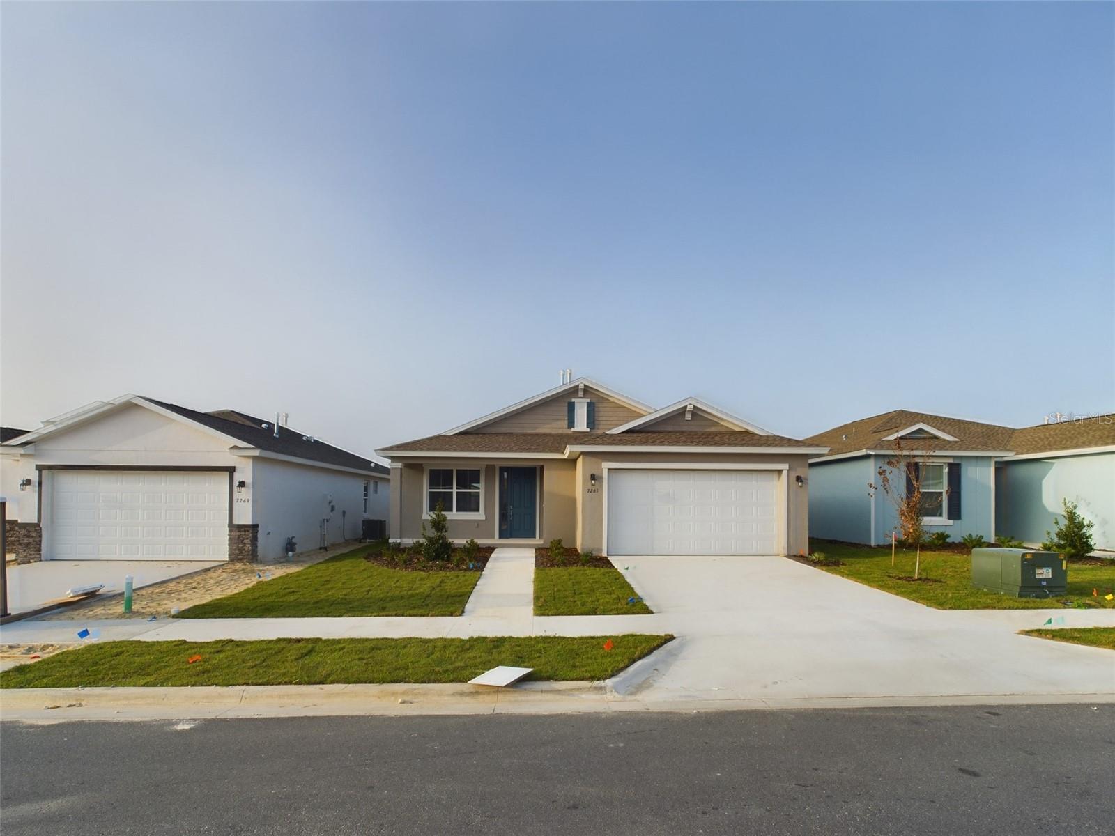 Image 6 of 40 For 7261 61st Place