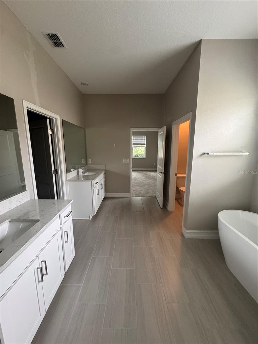 Image 10 of 21 For 917 42nd Street