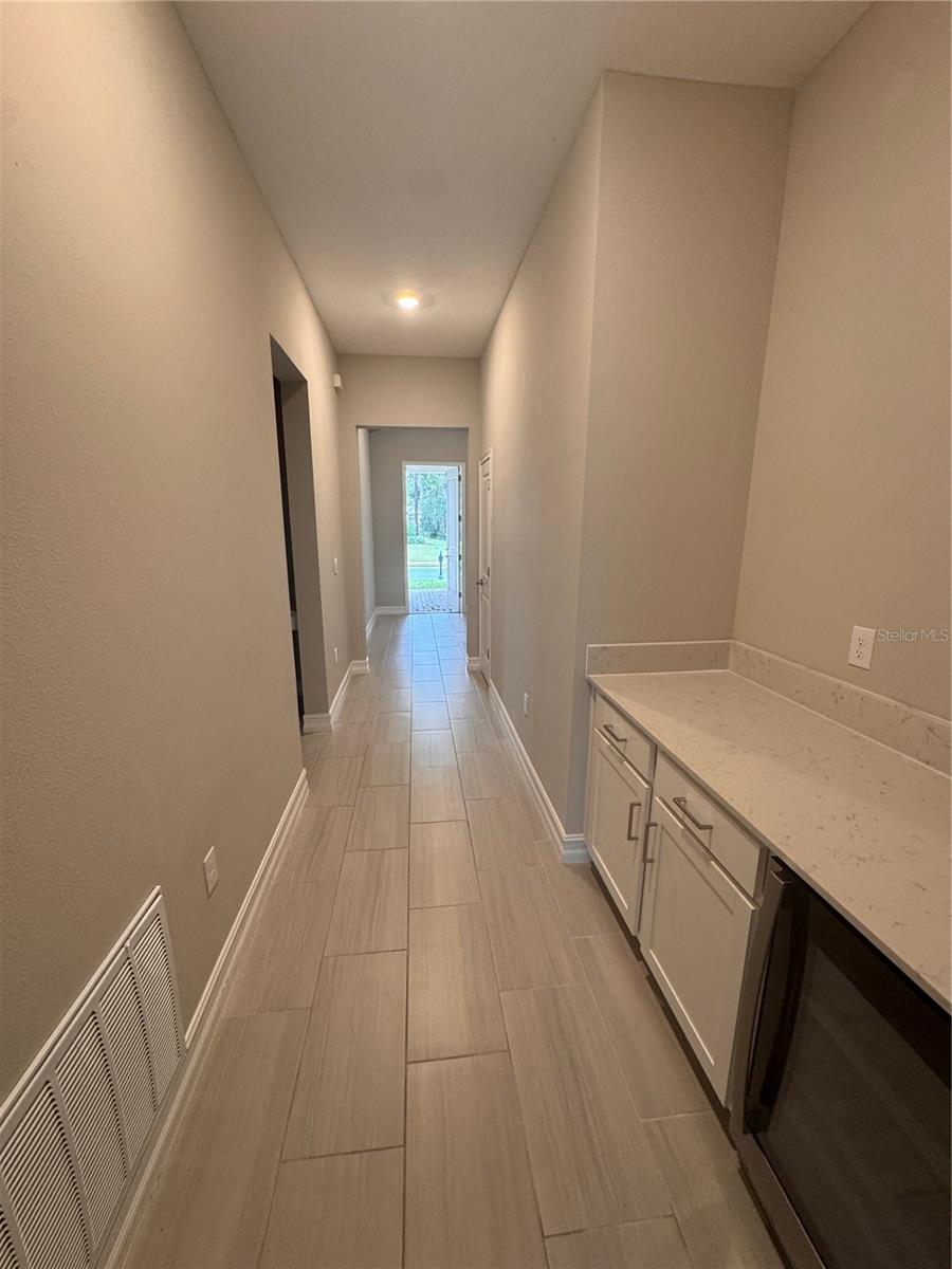 Image 11 of 21 For 917 42nd Street