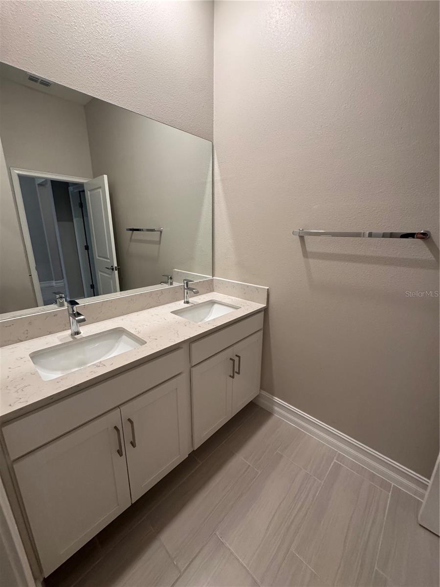 Image 14 of 21 For 917 42nd Street