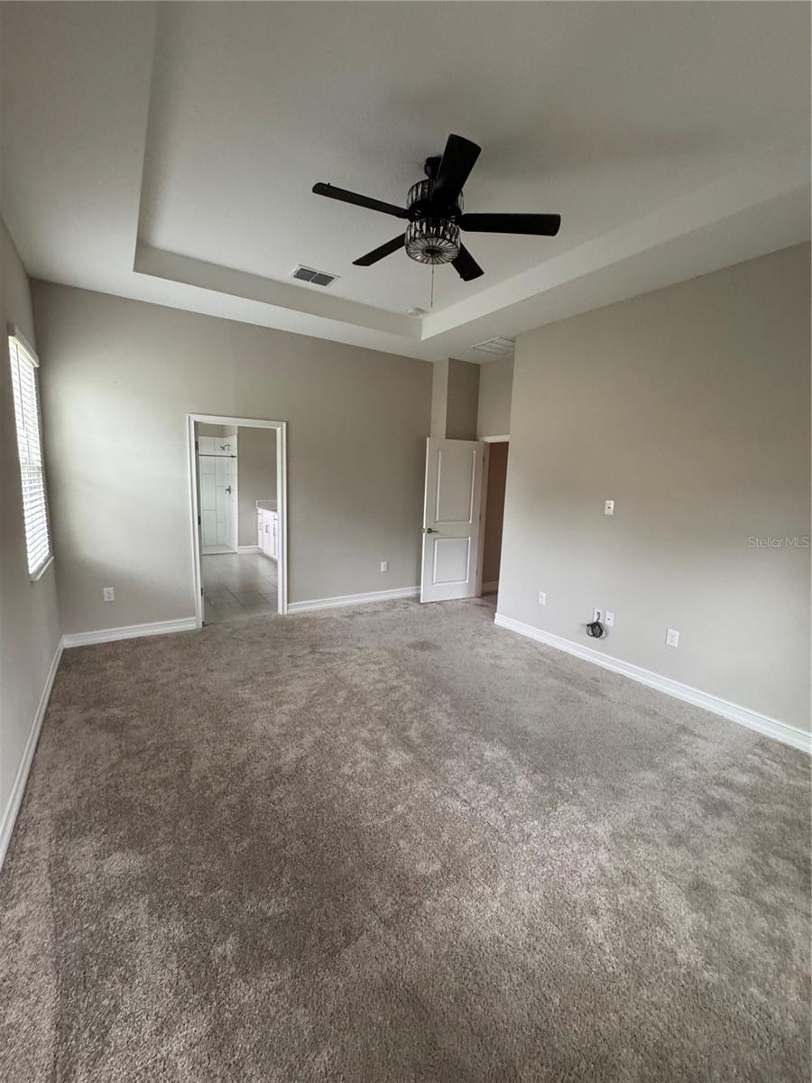 Image 17 of 21 For 917 42nd Street