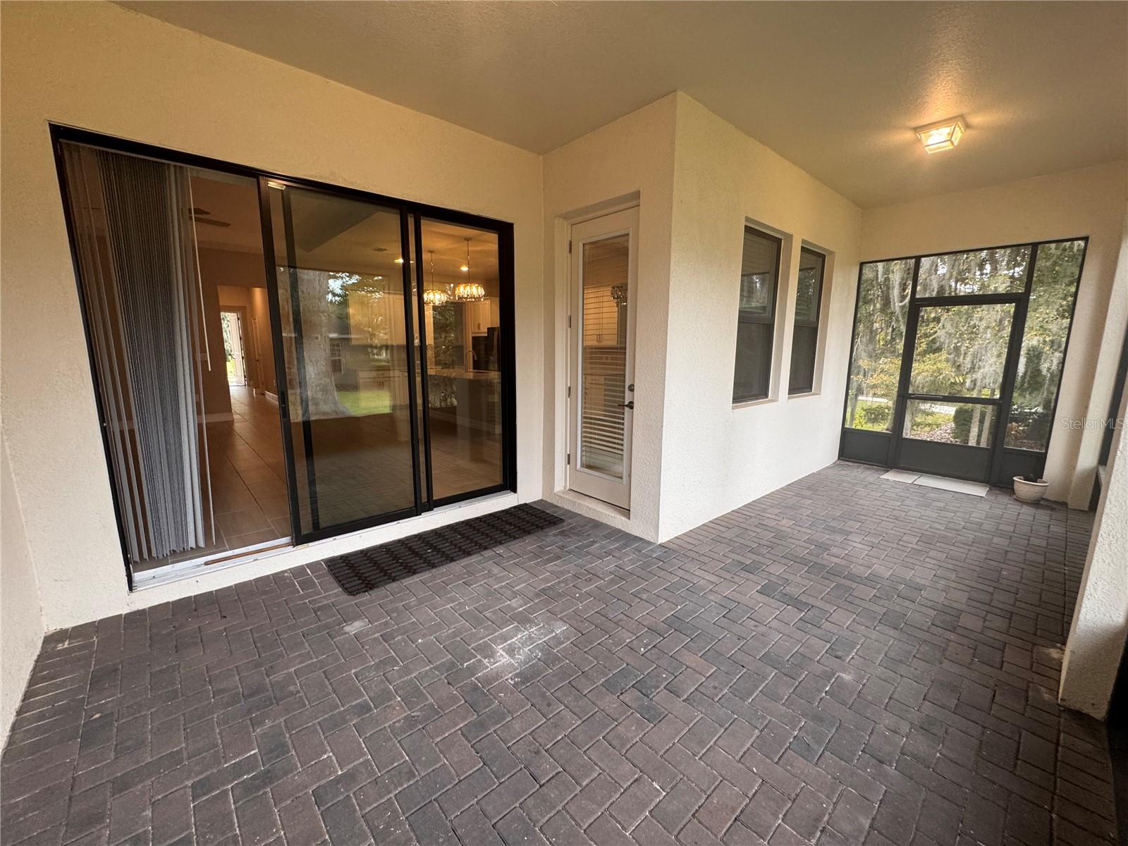 Image 20 of 21 For 917 42nd Street