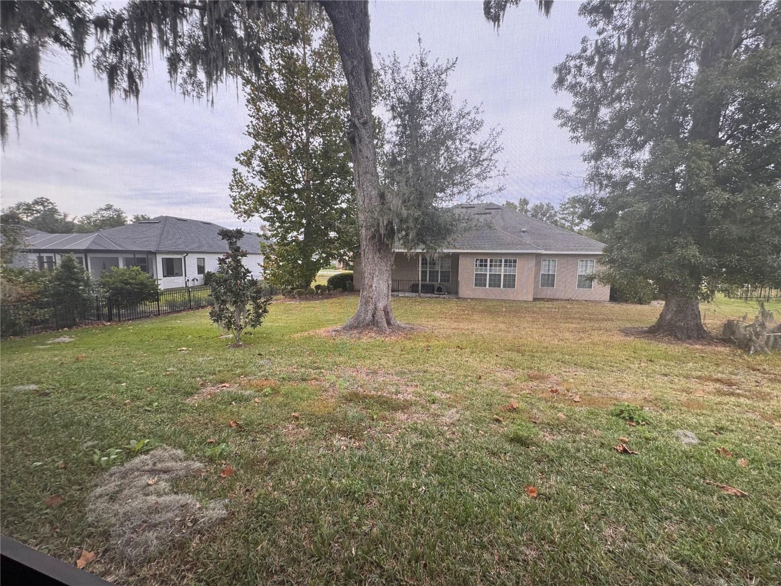 Image 21 of 21 For 917 42nd Street