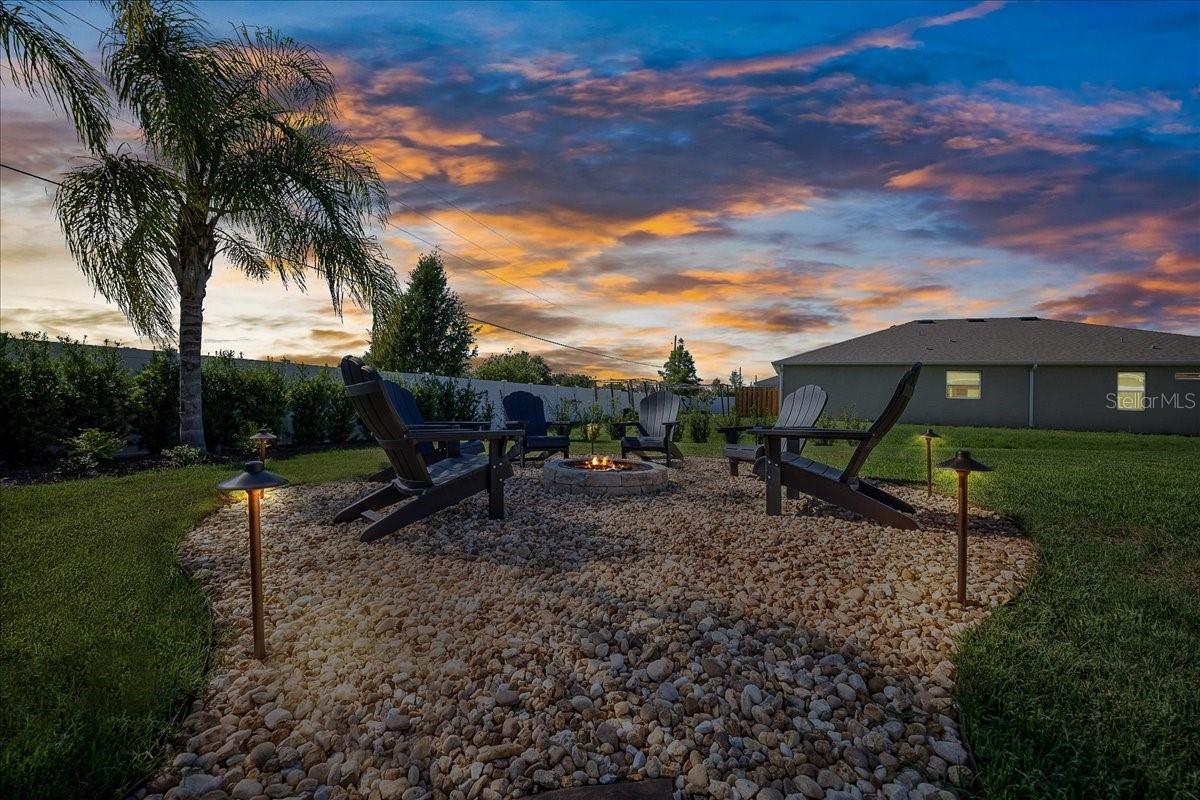 Image 15 of 73 For 8598 59th Terrace