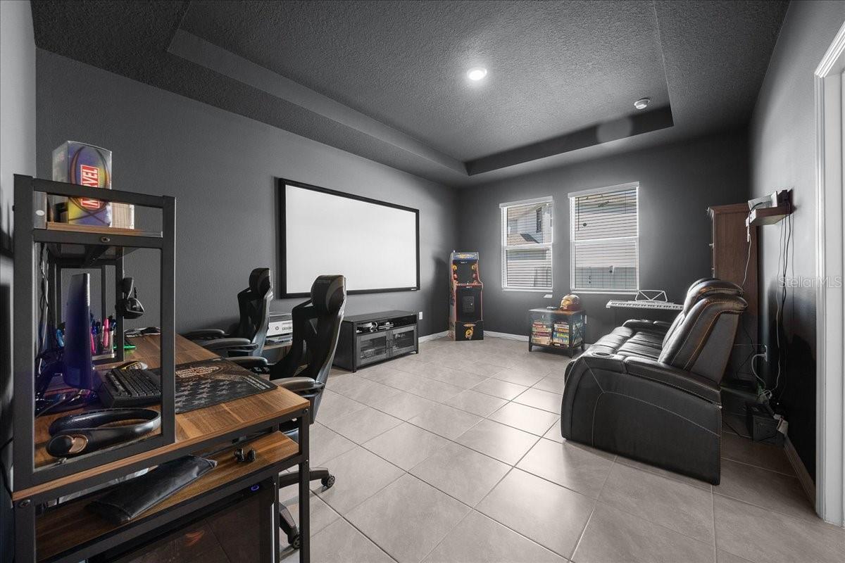 Image 16 of 73 For 8598 59th Terrace