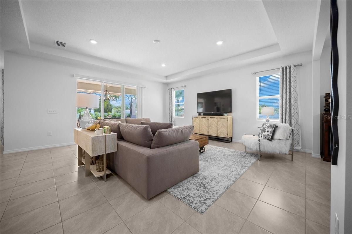 Image 30 of 73 For 8598 59th Terrace