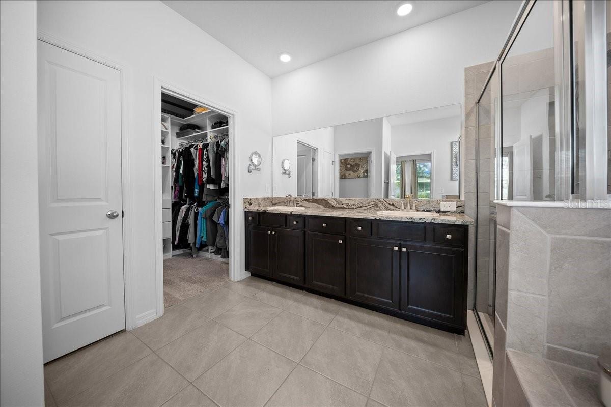 Image 40 of 73 For 8598 59th Terrace