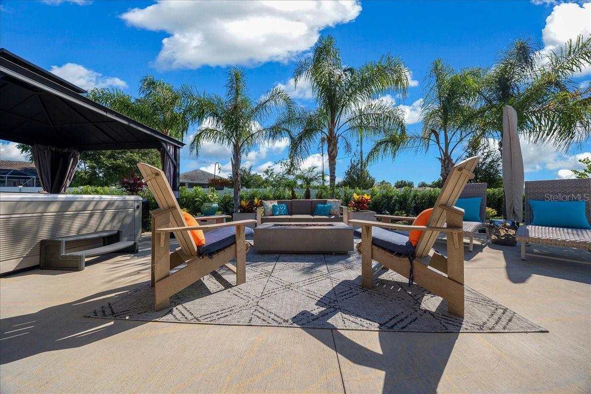 Image 9 of 73 For 8598 59th Terrace