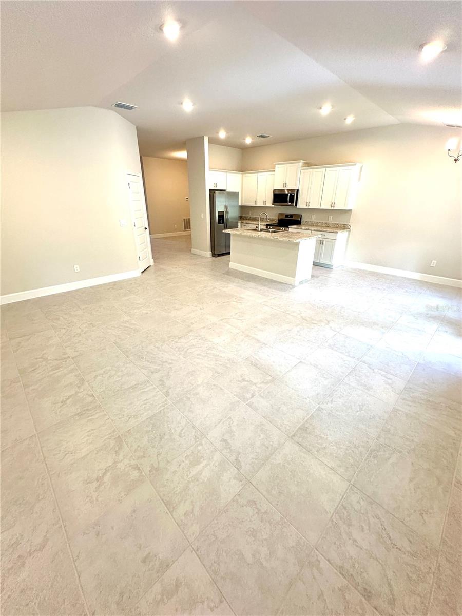 Image 4 of 12 For 4635 32nd Place