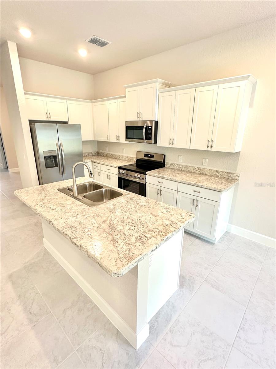 Image 6 of 12 For 4635 32nd Place