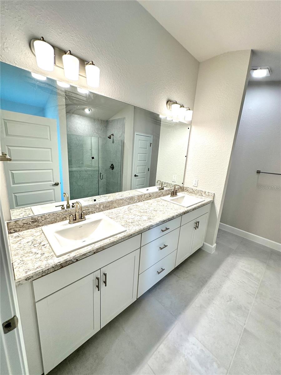 Image 9 of 12 For 4635 32nd Place