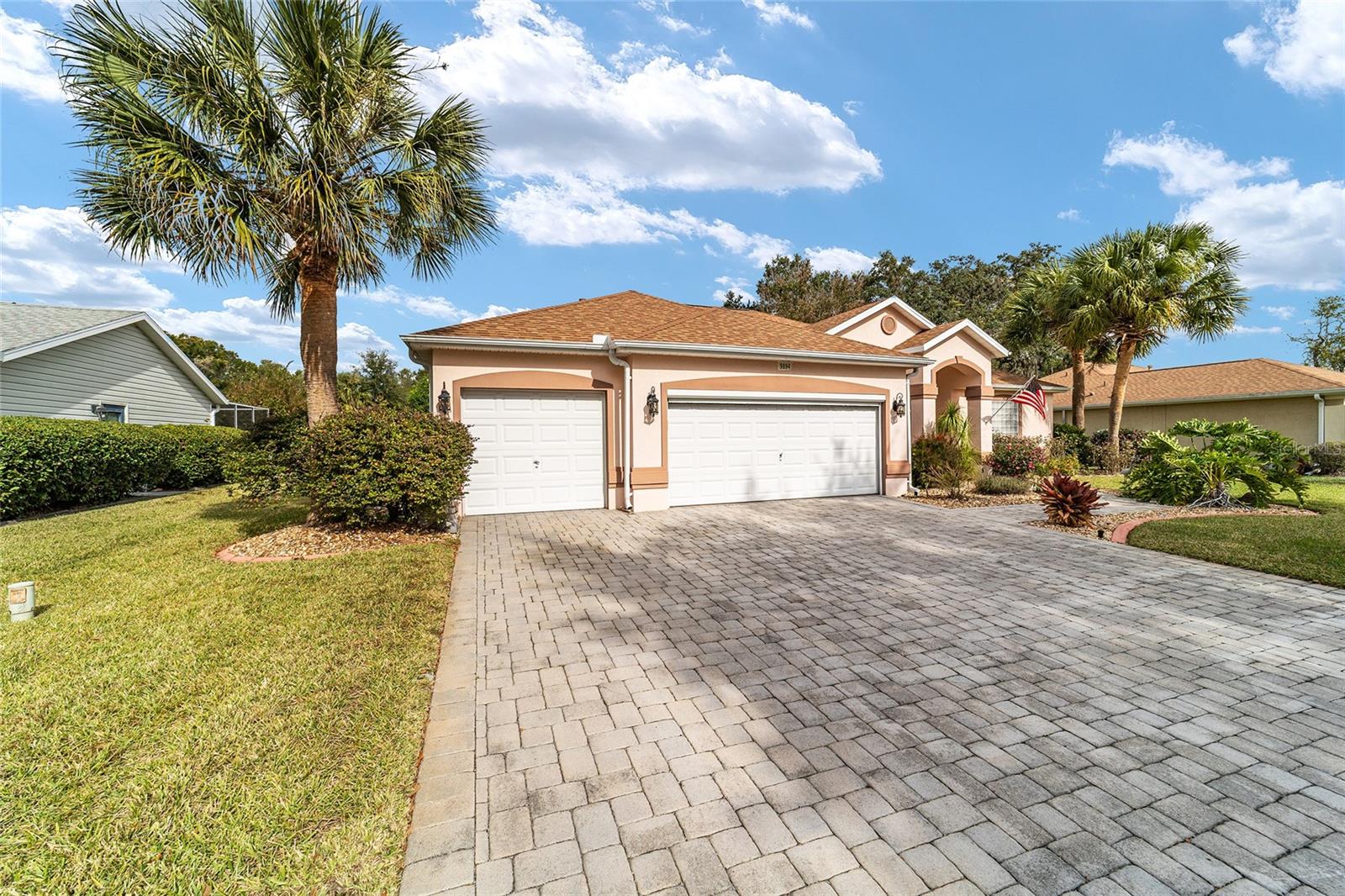 Image 4 of 74 For 9894 138th Loop