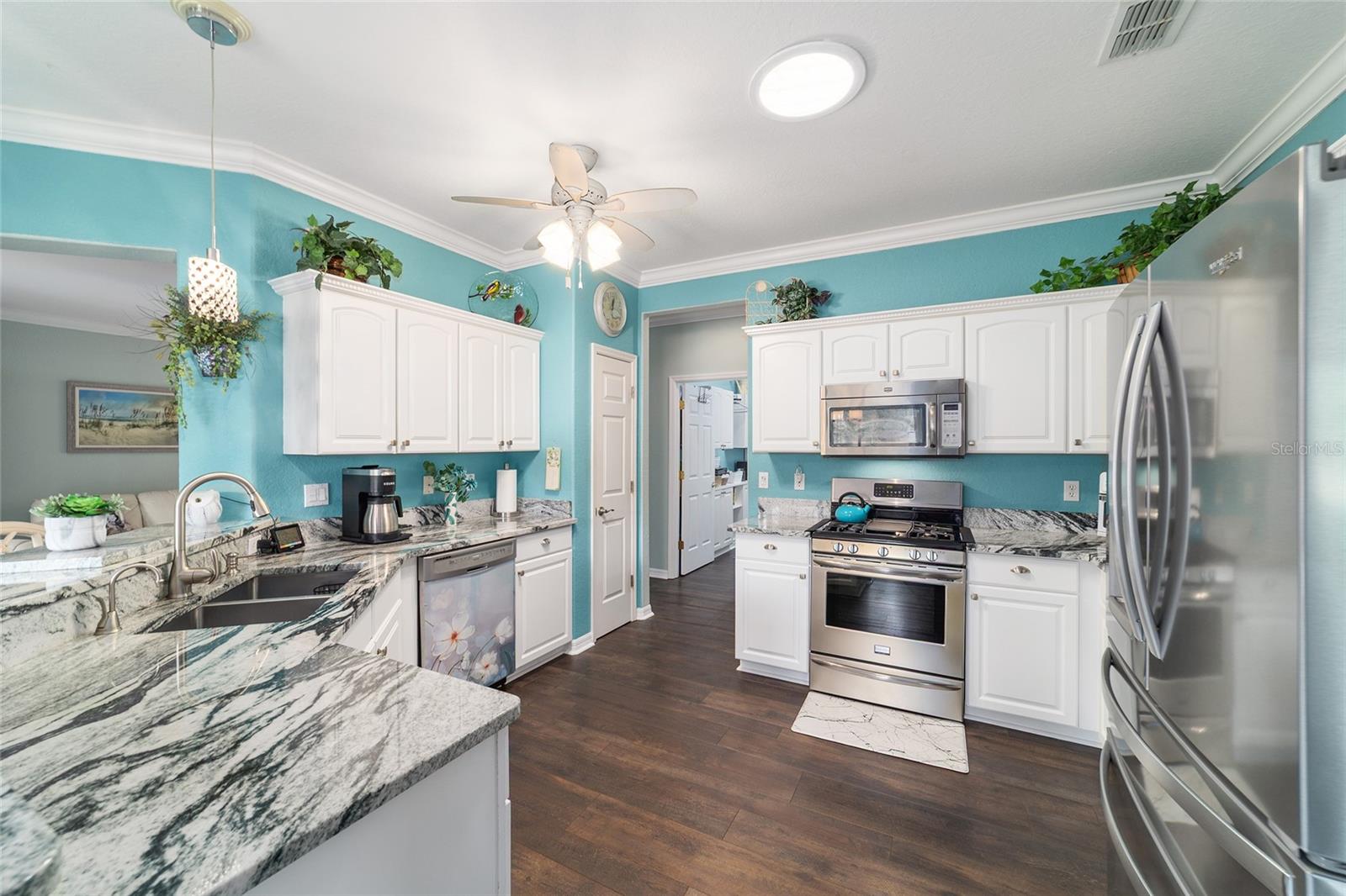 Image 47 of 74 For 9894 138th Loop