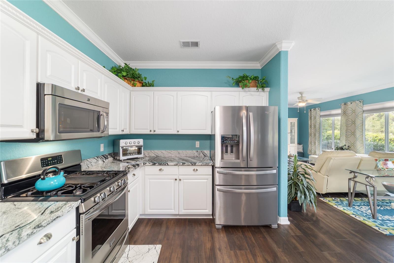 Image 49 of 74 For 9894 138th Loop