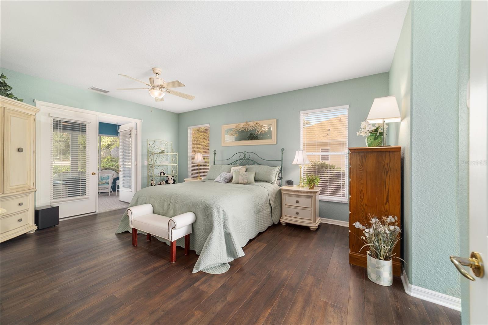 Image 50 of 74 For 9894 138th Loop