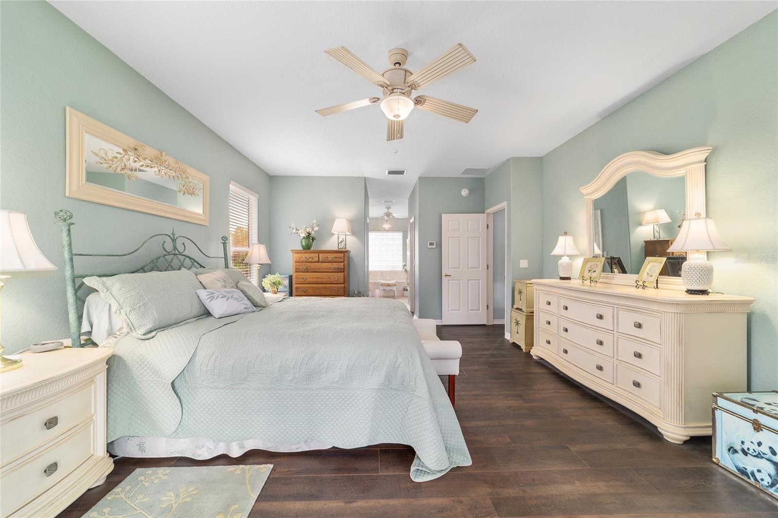 Image 53 of 74 For 9894 138th Loop