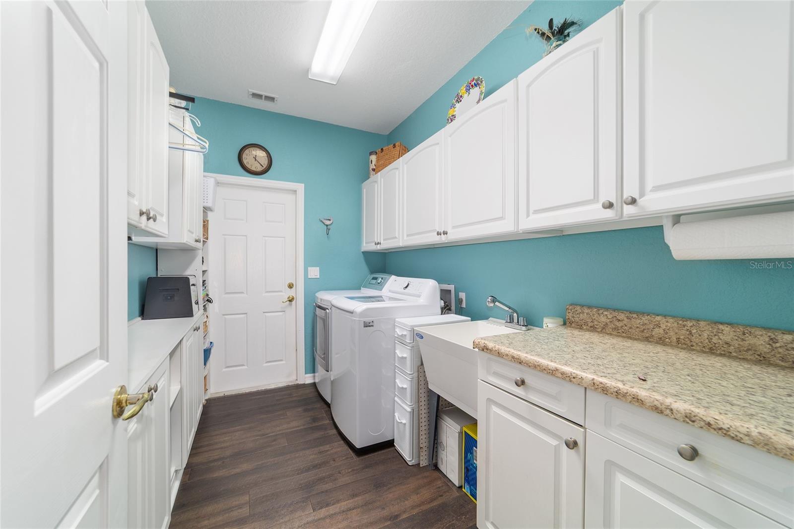 Image 66 of 74 For 9894 138th Loop