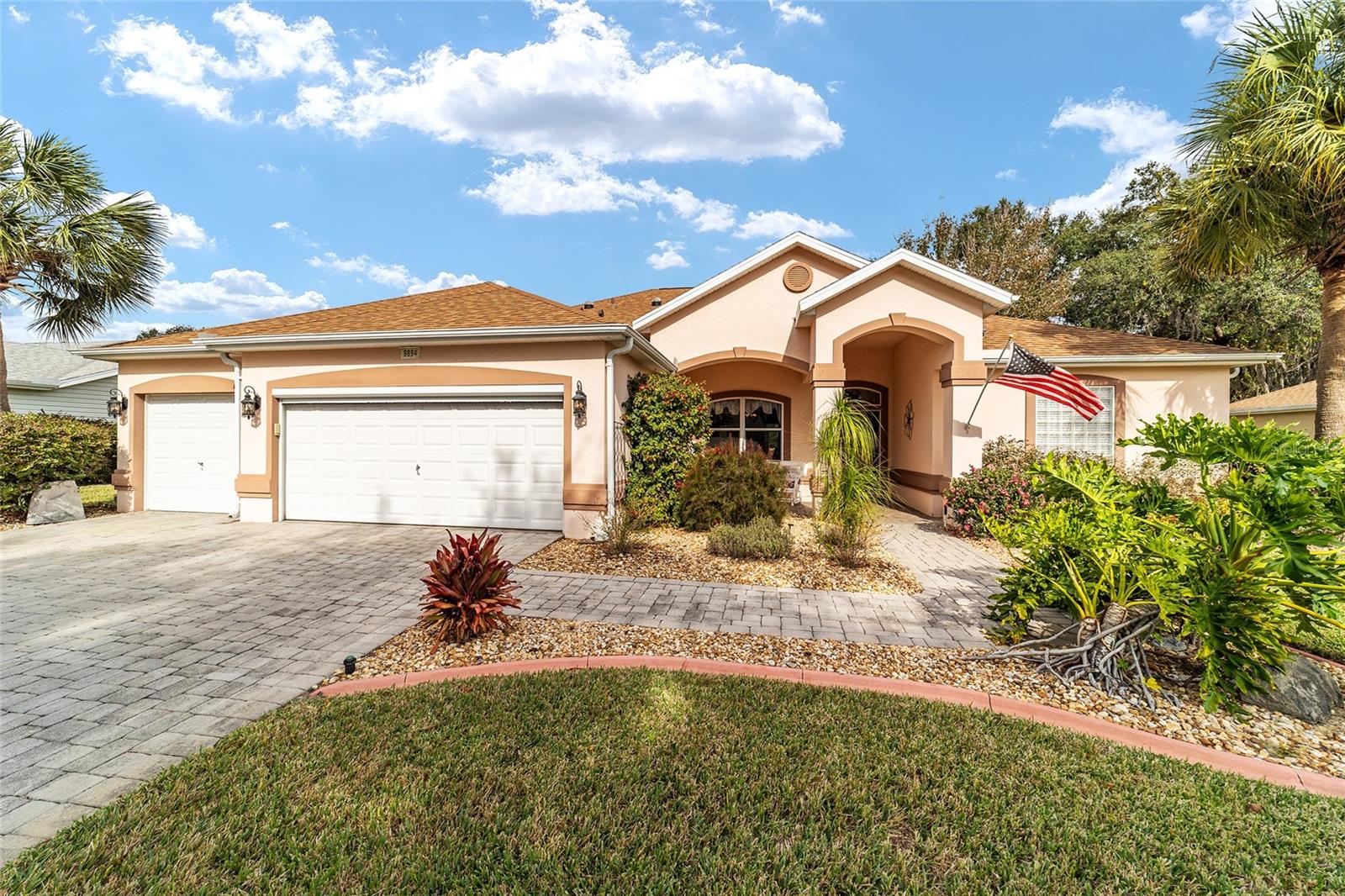 Image 7 of 74 For 9894 138th Loop