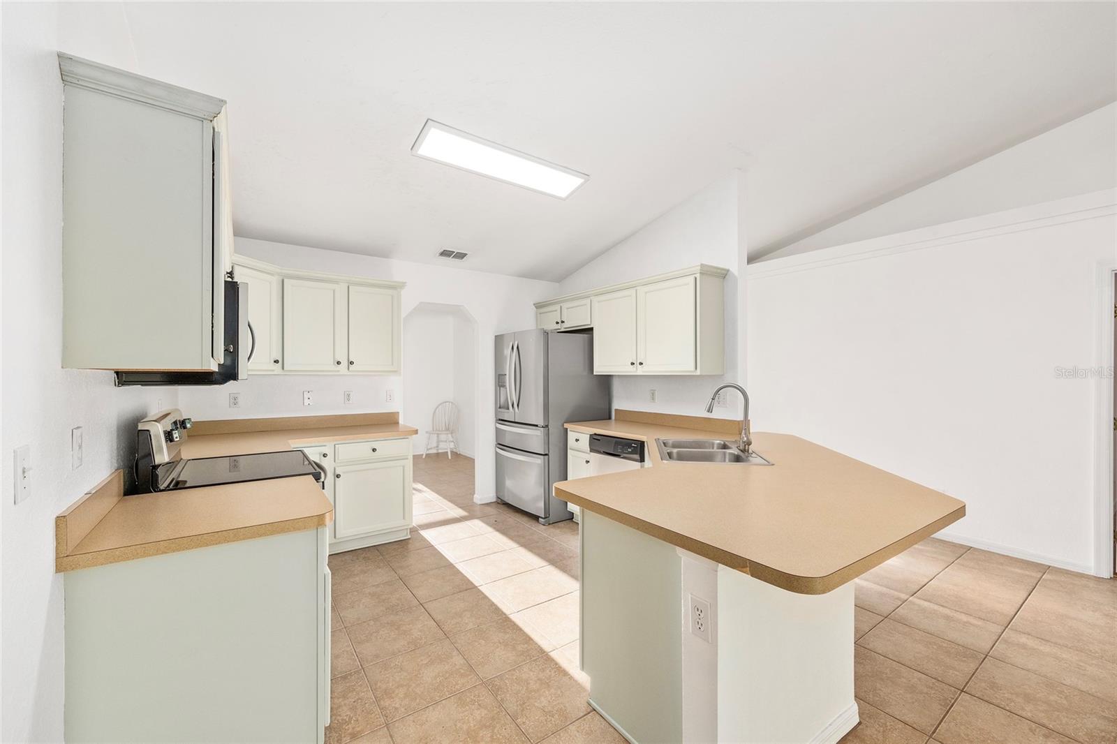 Image 11 of 50 For 49 Redwood Track Course