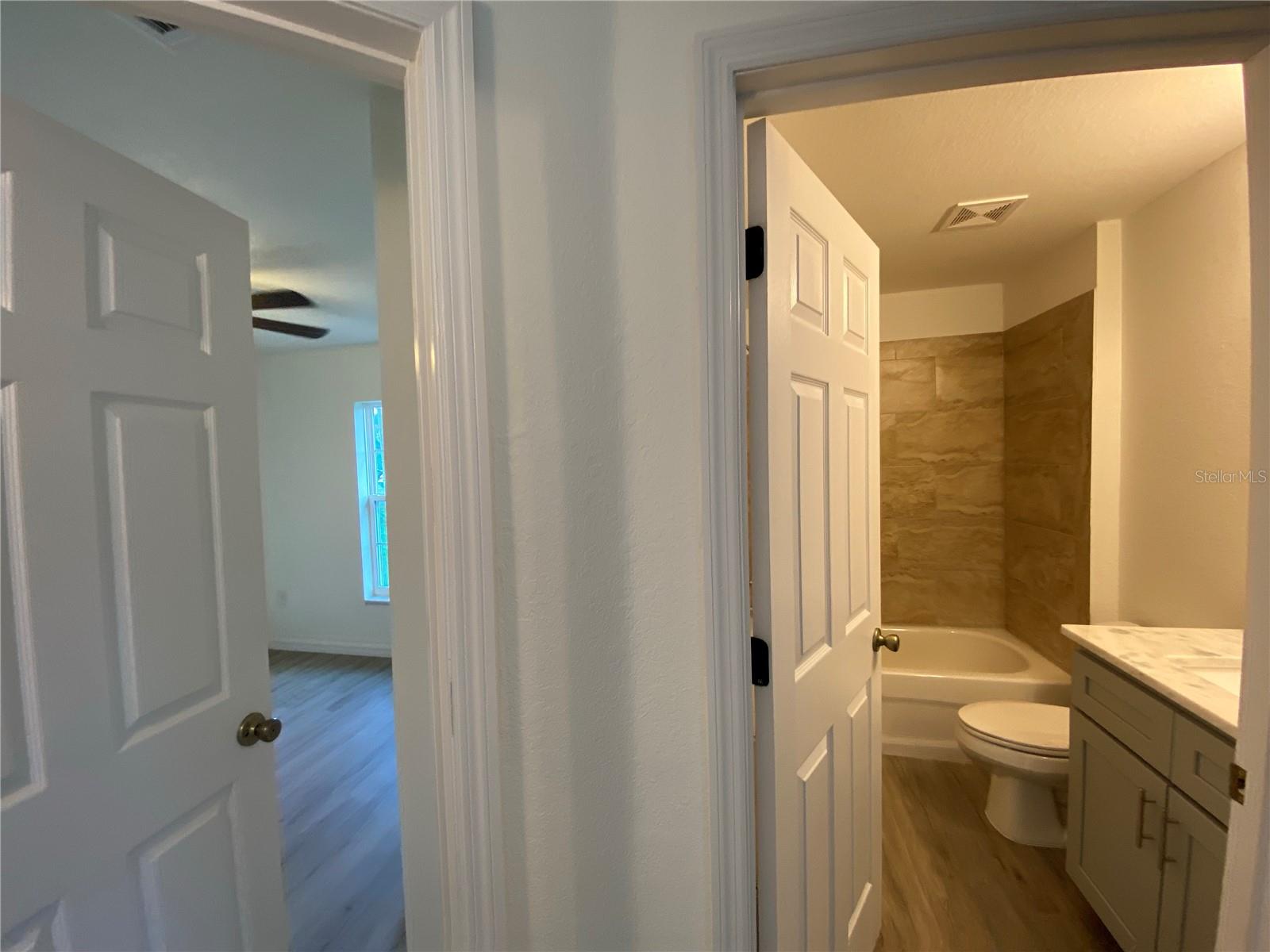 Image 15 of 25 For 2841 161st Loop