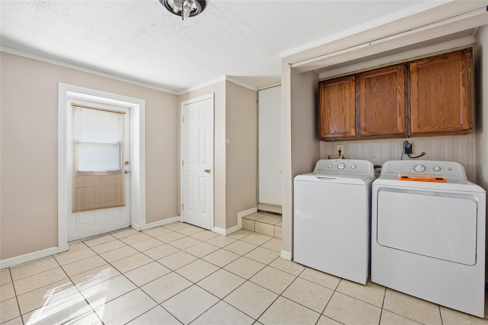 Image 13 of 21 For 9125 28th Terrace