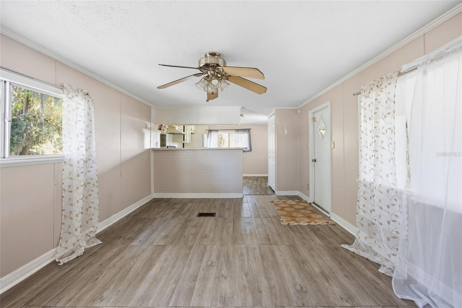 Image 4 of 21 For 9125 28th Terrace