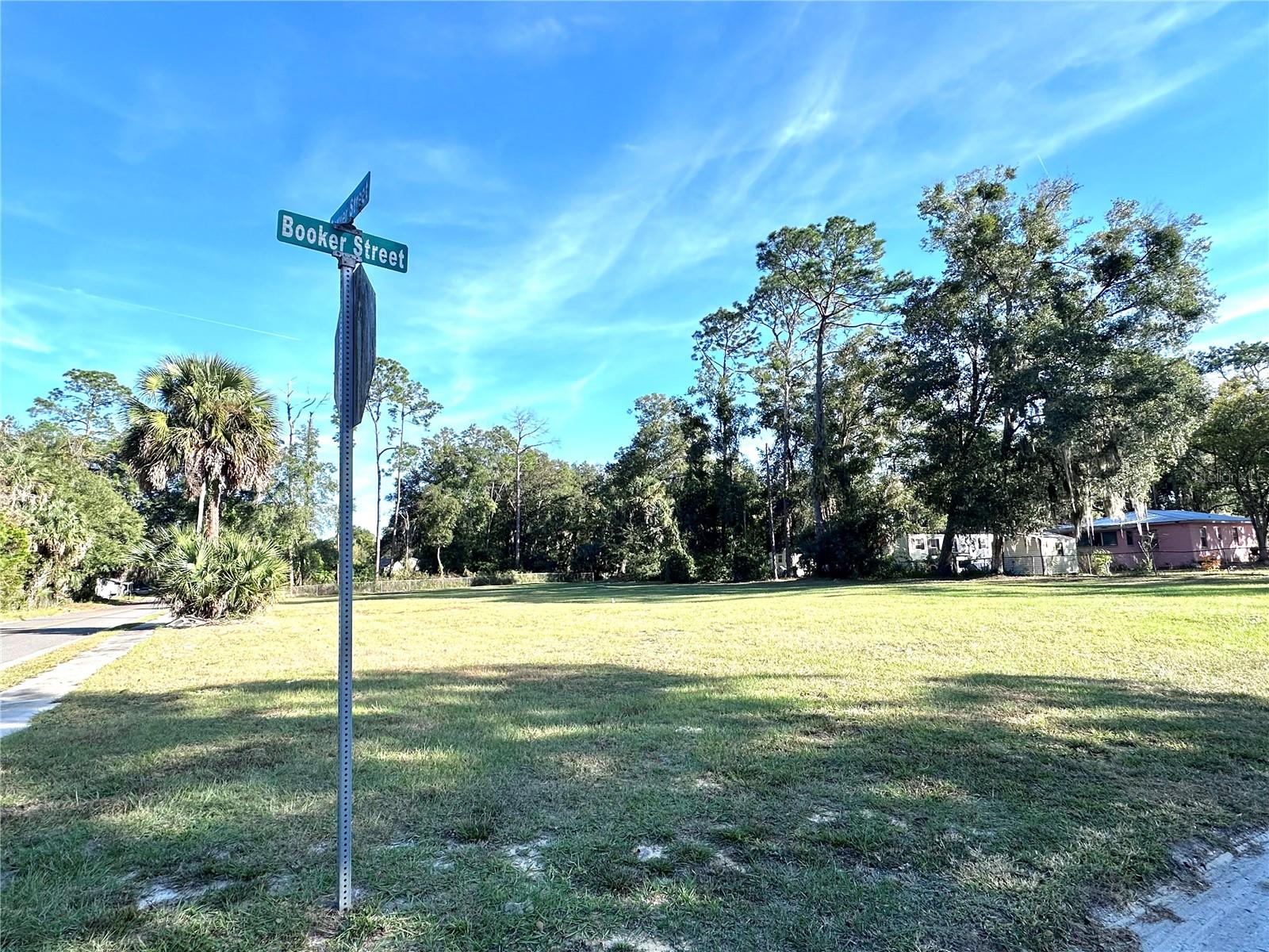 Image 6 of 8 For 119 Carver Street