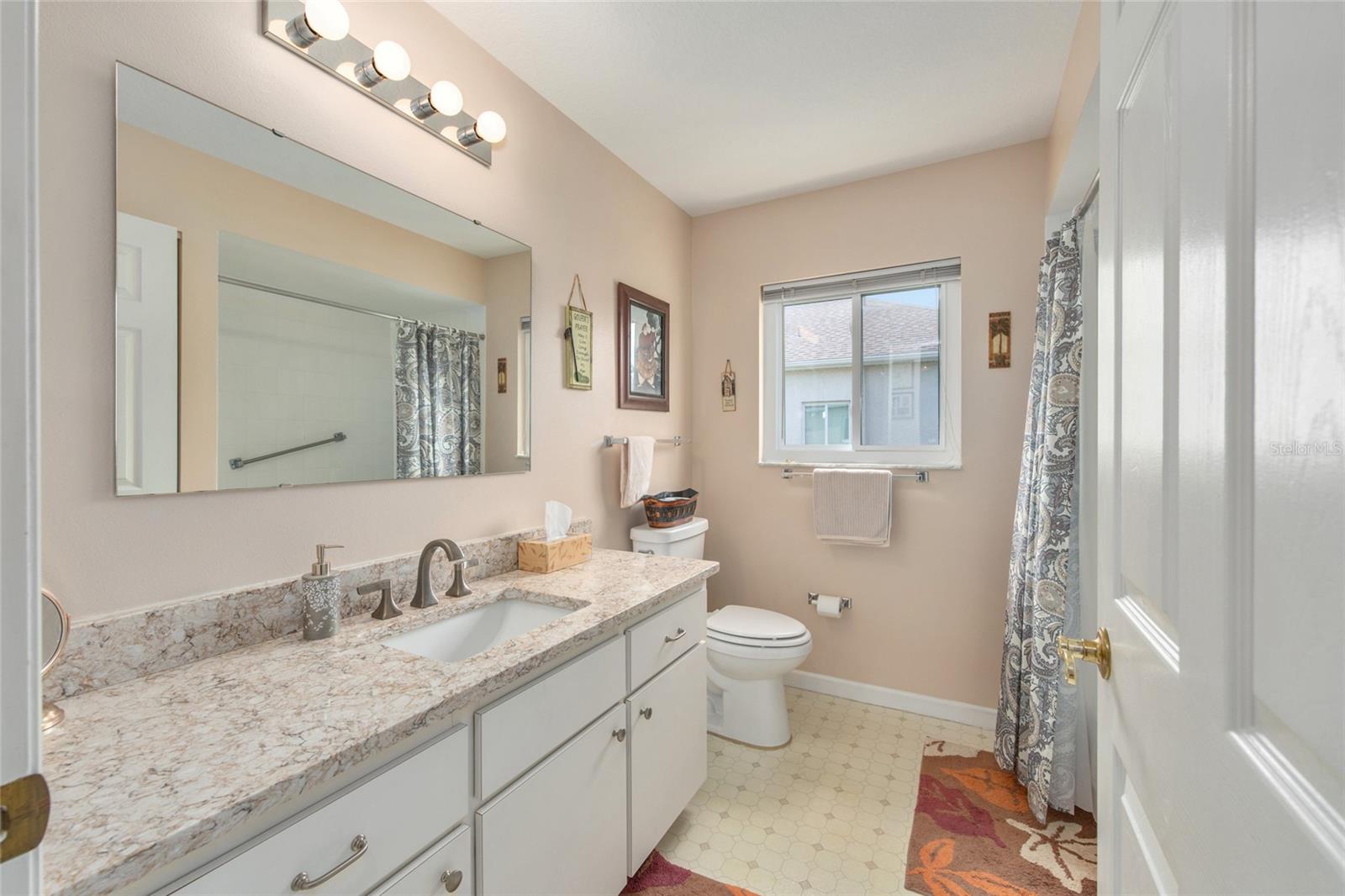 Image 25 of 46 For 2027 50th Circle