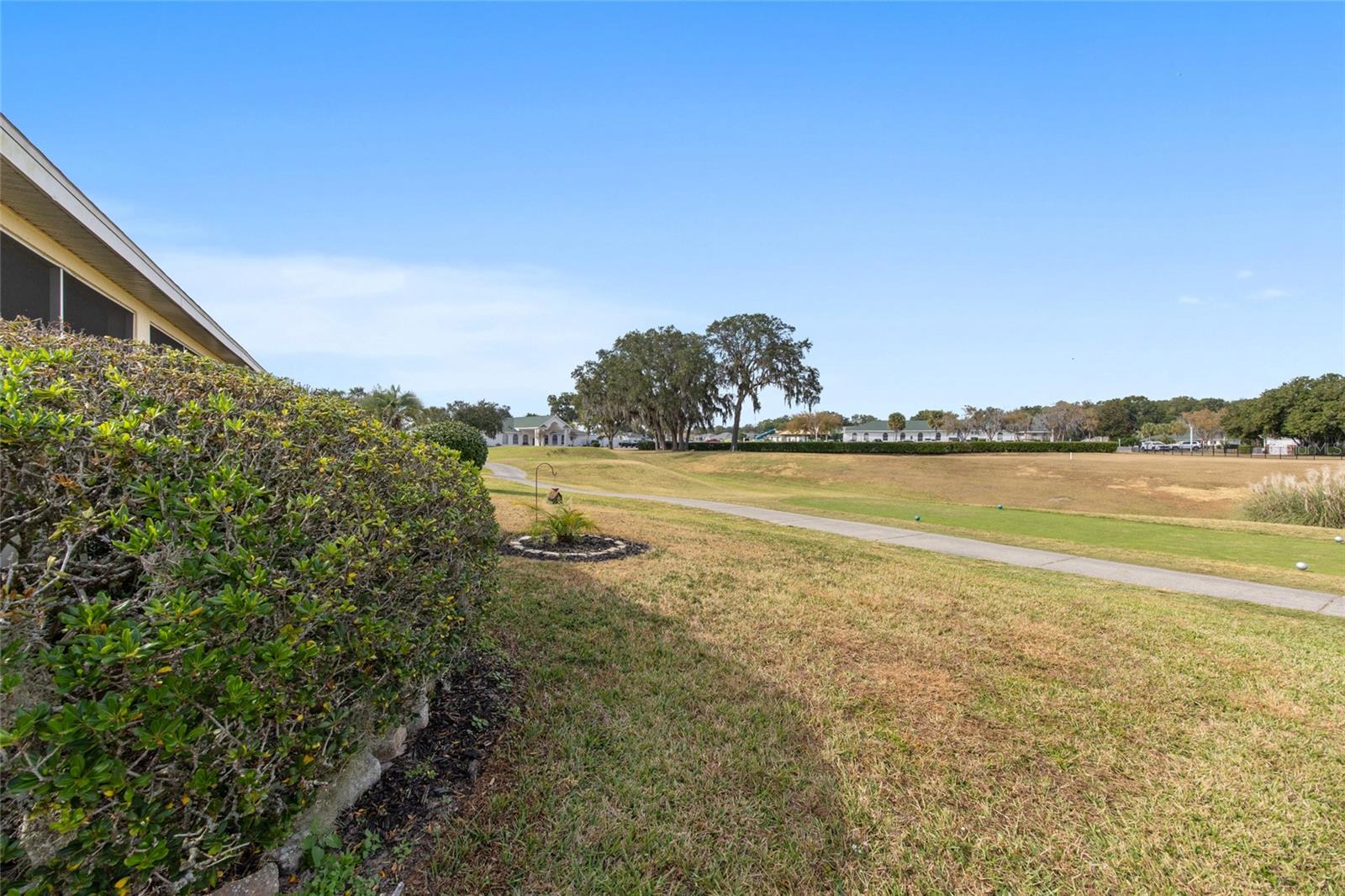 Image 33 of 46 For 2027 50th Circle