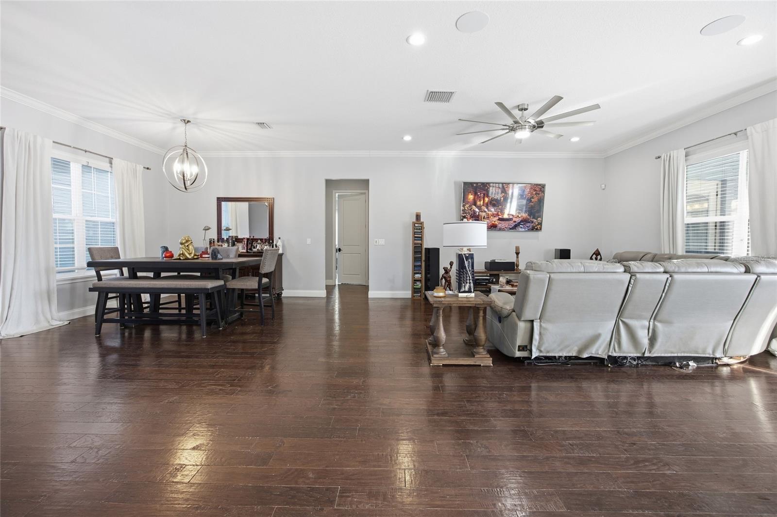 Image 13 of 52 For 4420 7th Avenue