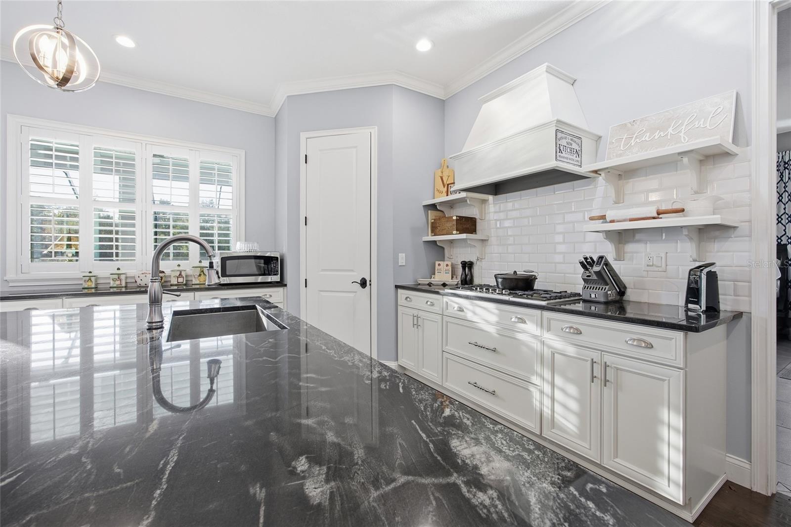 Image 15 of 52 For 4420 7th Avenue