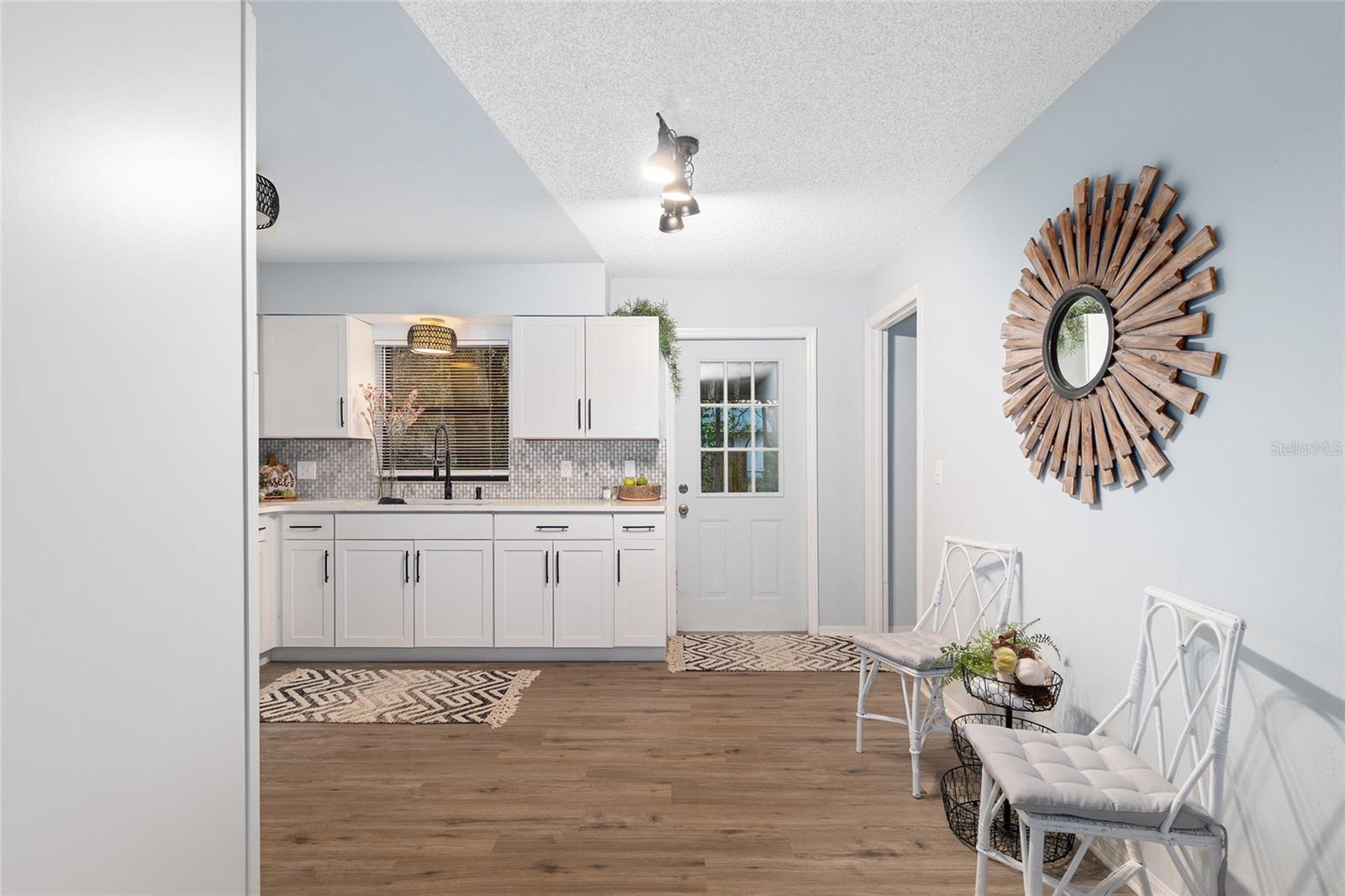 Image 10 of 41 For 5300 102nd Place