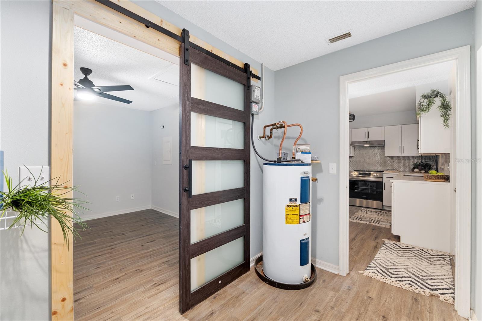 Image 16 of 41 For 5300 102nd Place