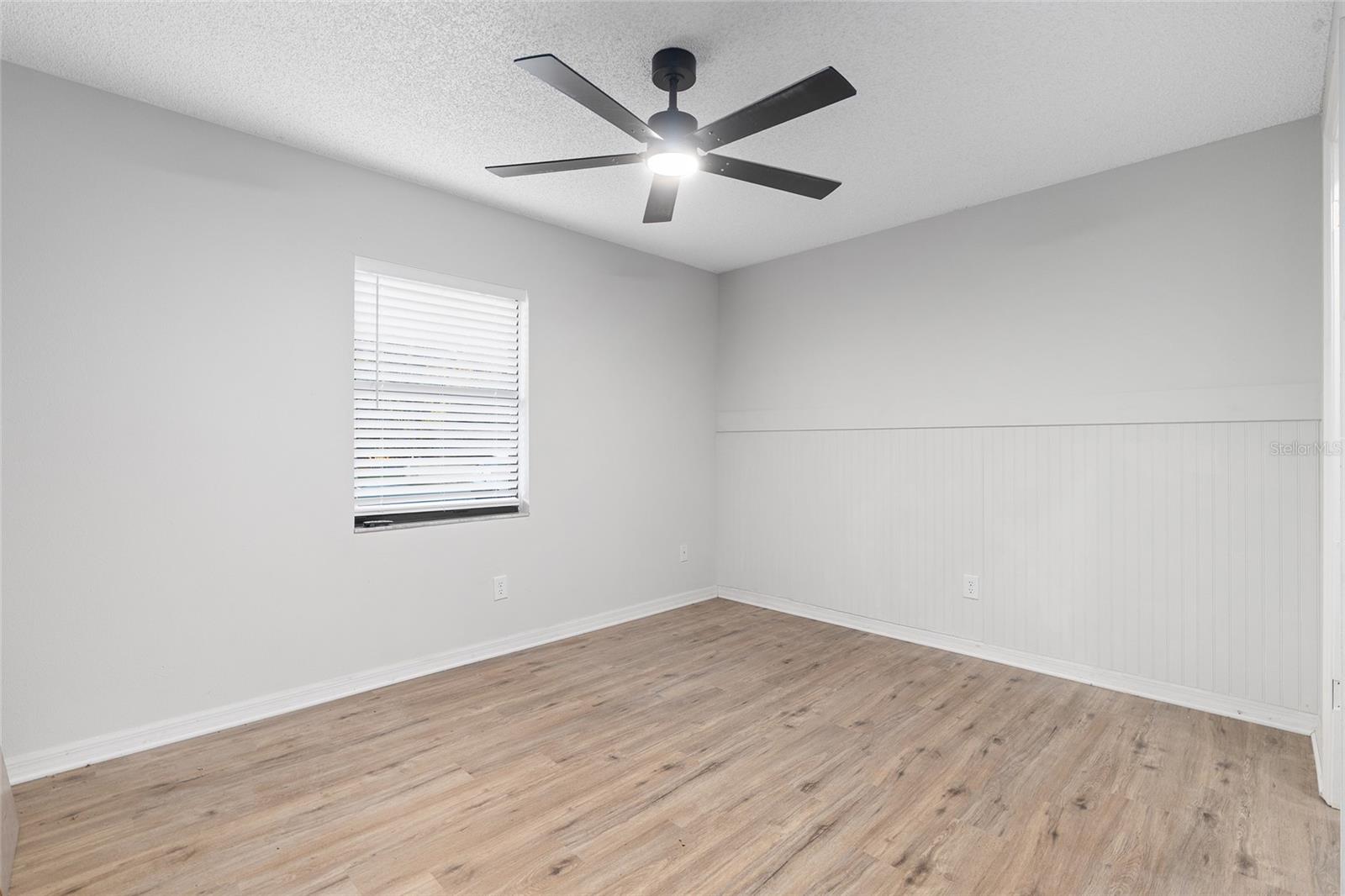 Image 20 of 41 For 5300 102nd Place