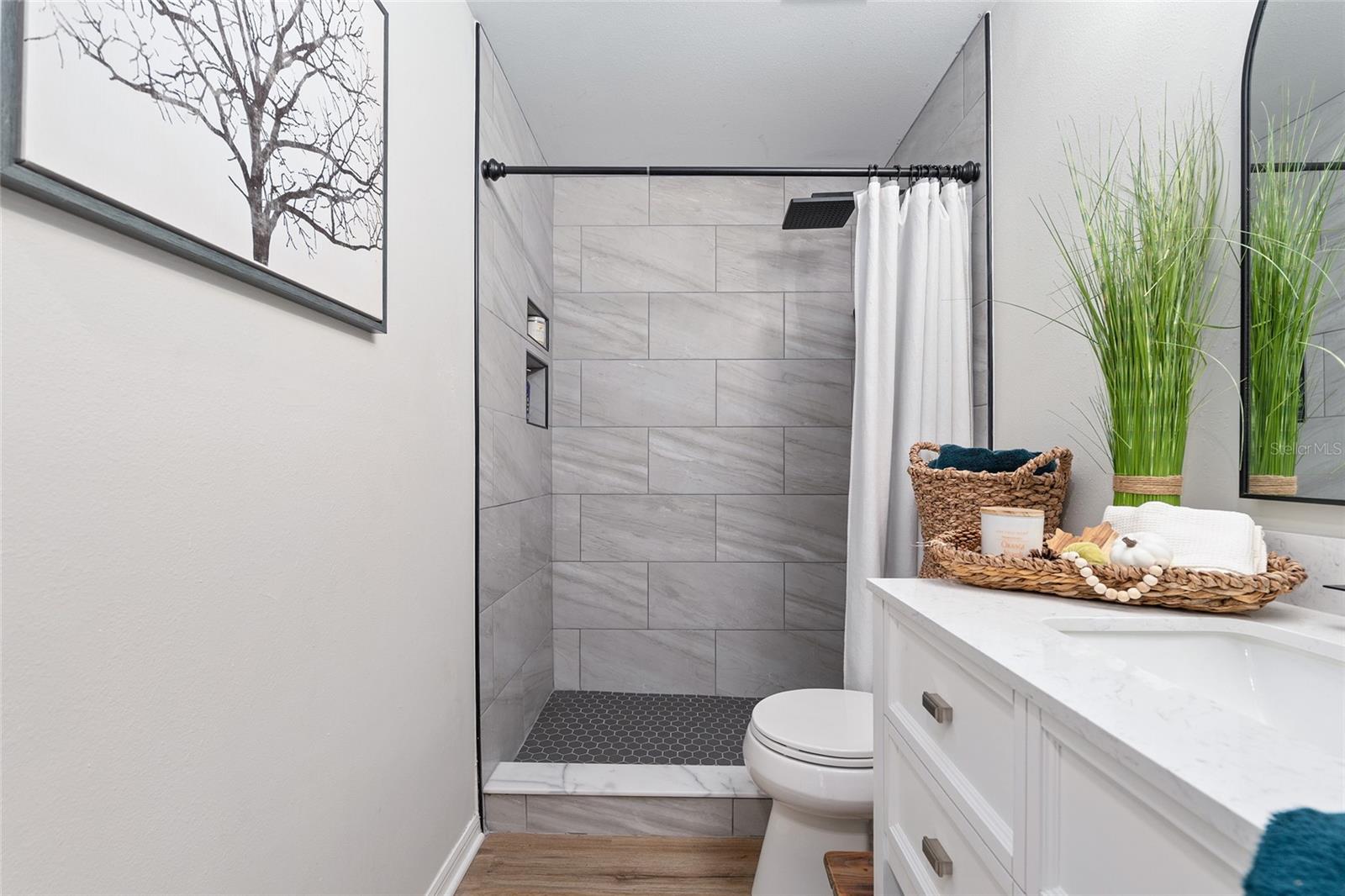 Image 23 of 41 For 5300 102nd Place