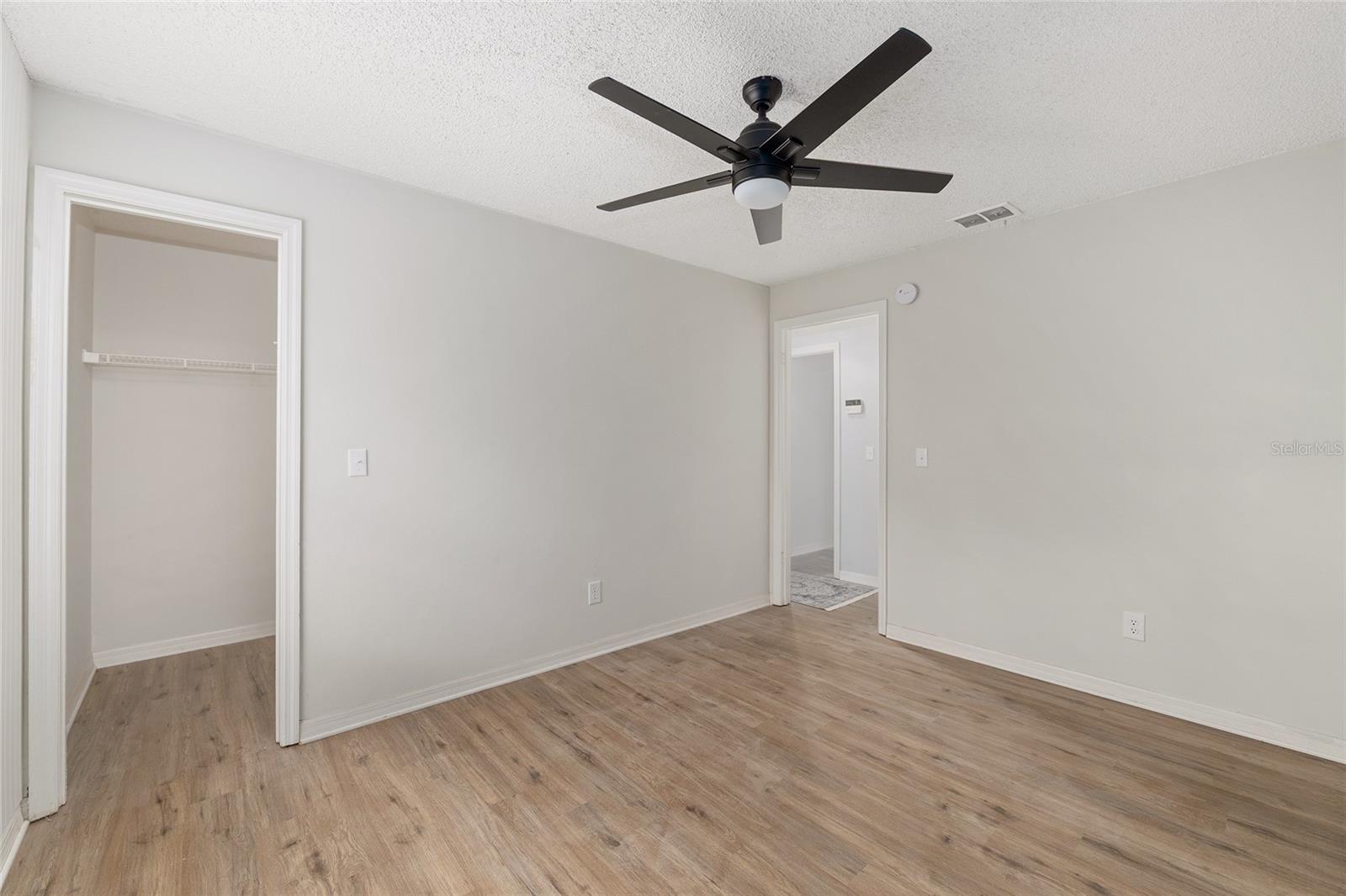 Image 25 of 41 For 5300 102nd Place