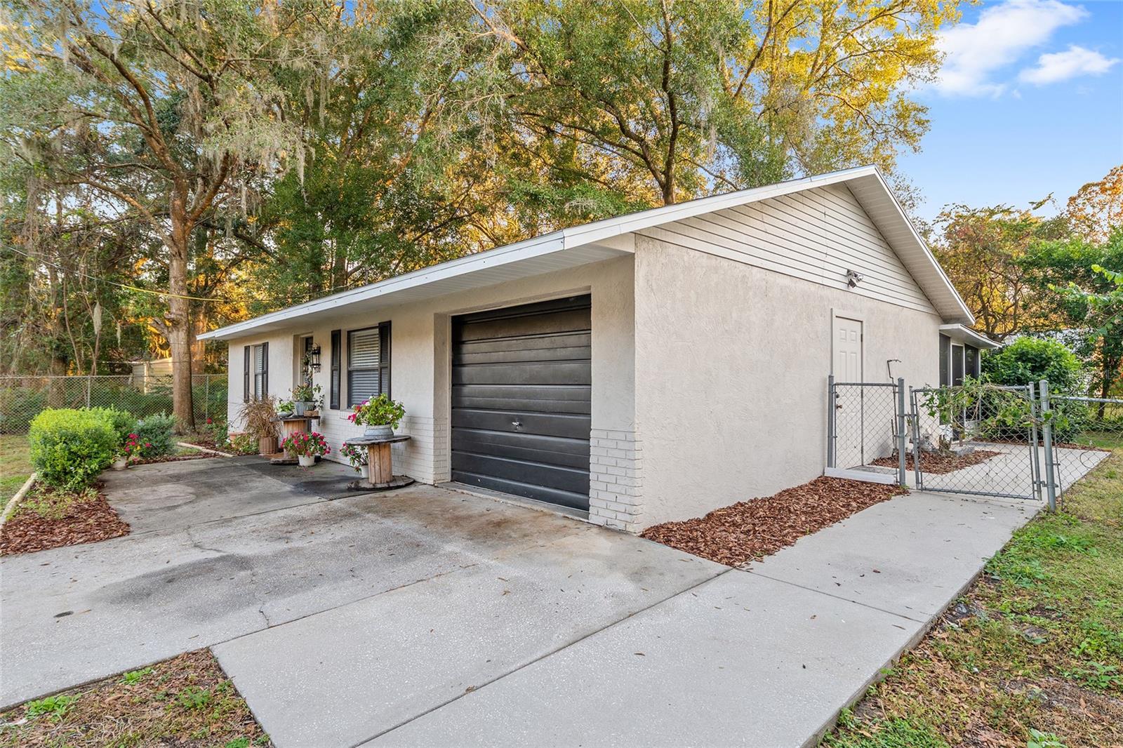 Image 38 of 41 For 5300 102nd Place