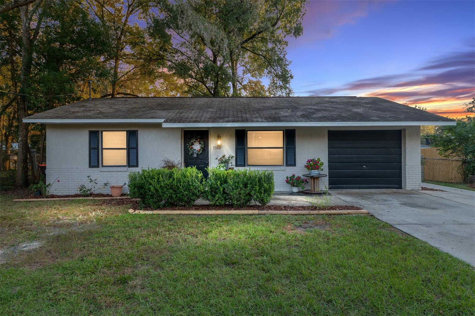 Image 40 of 41 For 5300 102nd Place