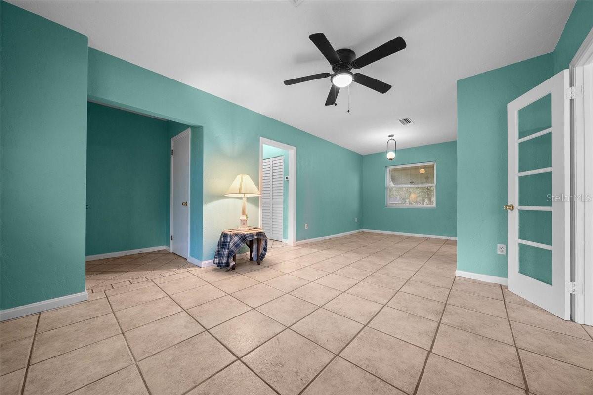 Image 10 of 45 For 2810 Lake Weir Avenue