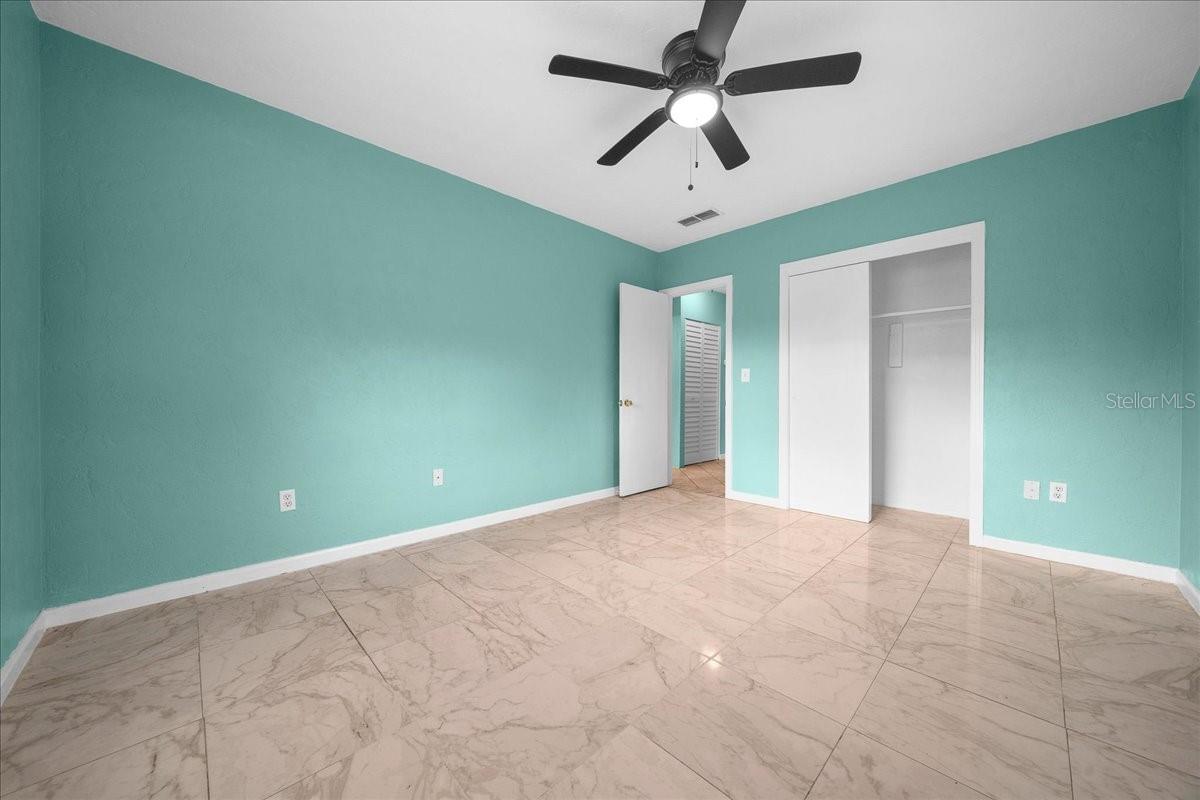 Image 11 of 45 For 2810 Lake Weir Avenue