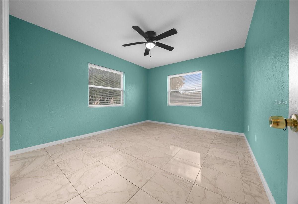 Image 22 of 45 For 2810 Lake Weir Avenue