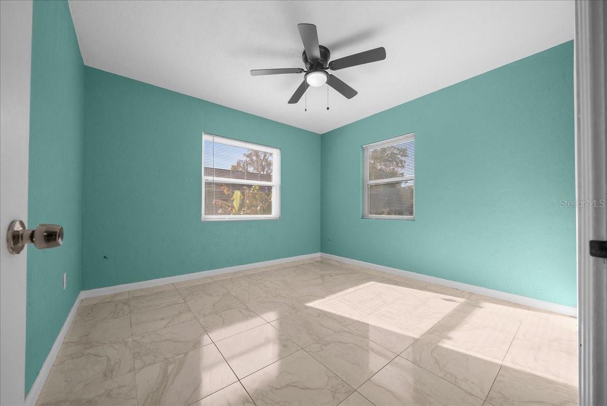 Image 23 of 45 For 2810 Lake Weir Avenue