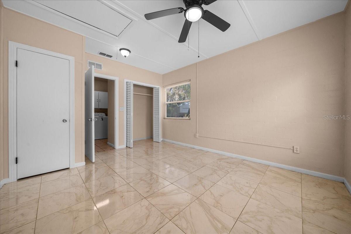 Image 32 of 45 For 2810 Lake Weir Avenue