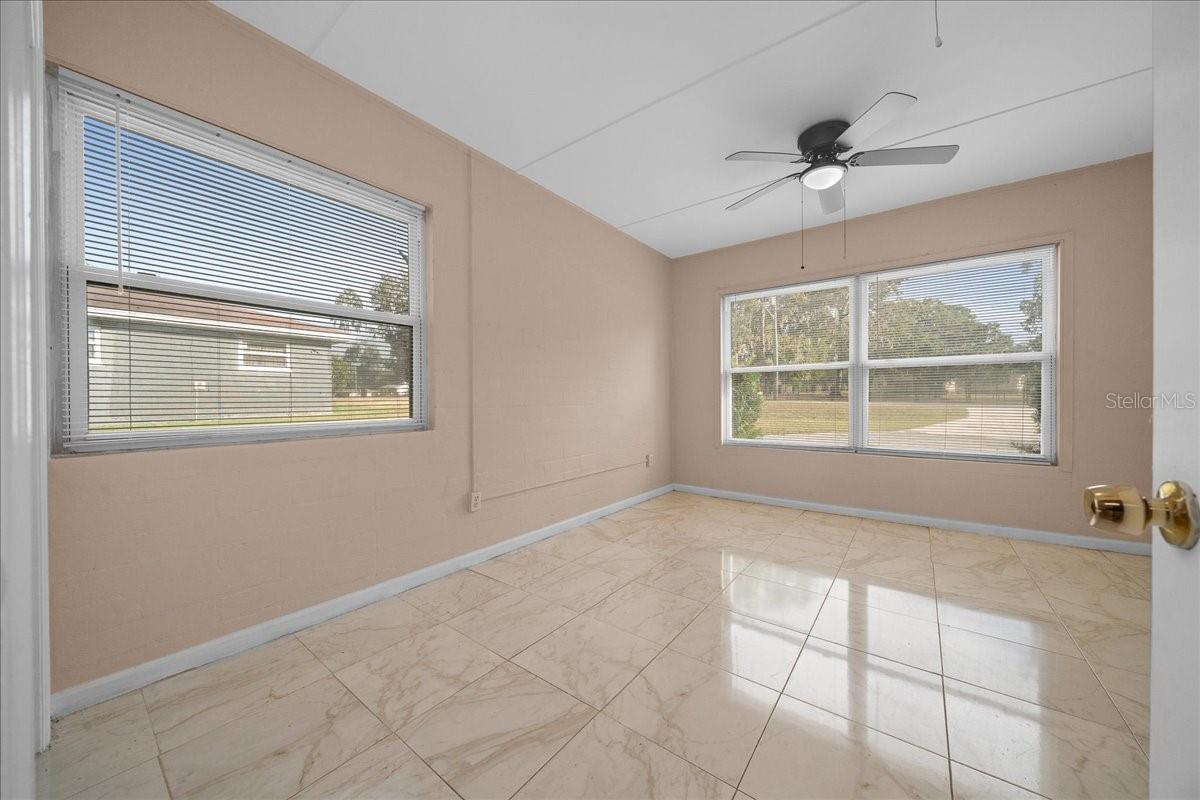 Image 36 of 45 For 2810 Lake Weir Avenue