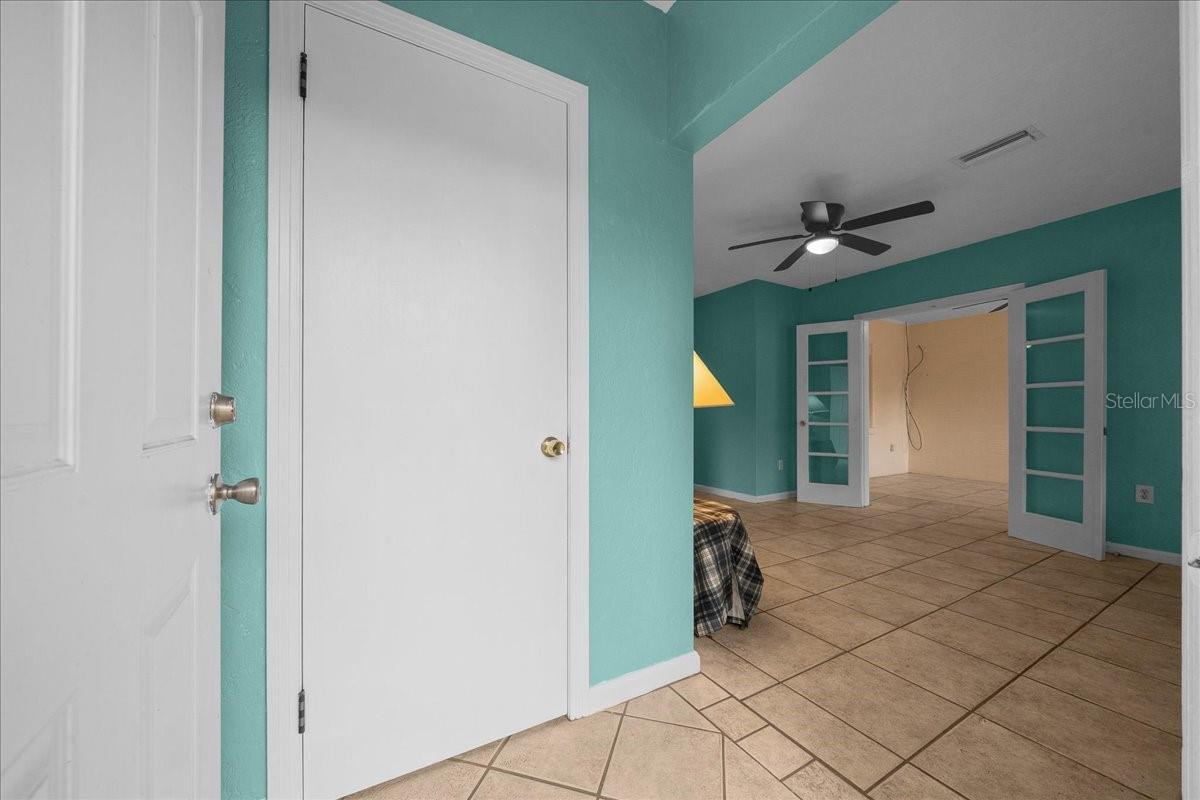 Image 7 of 45 For 2810 Lake Weir Avenue