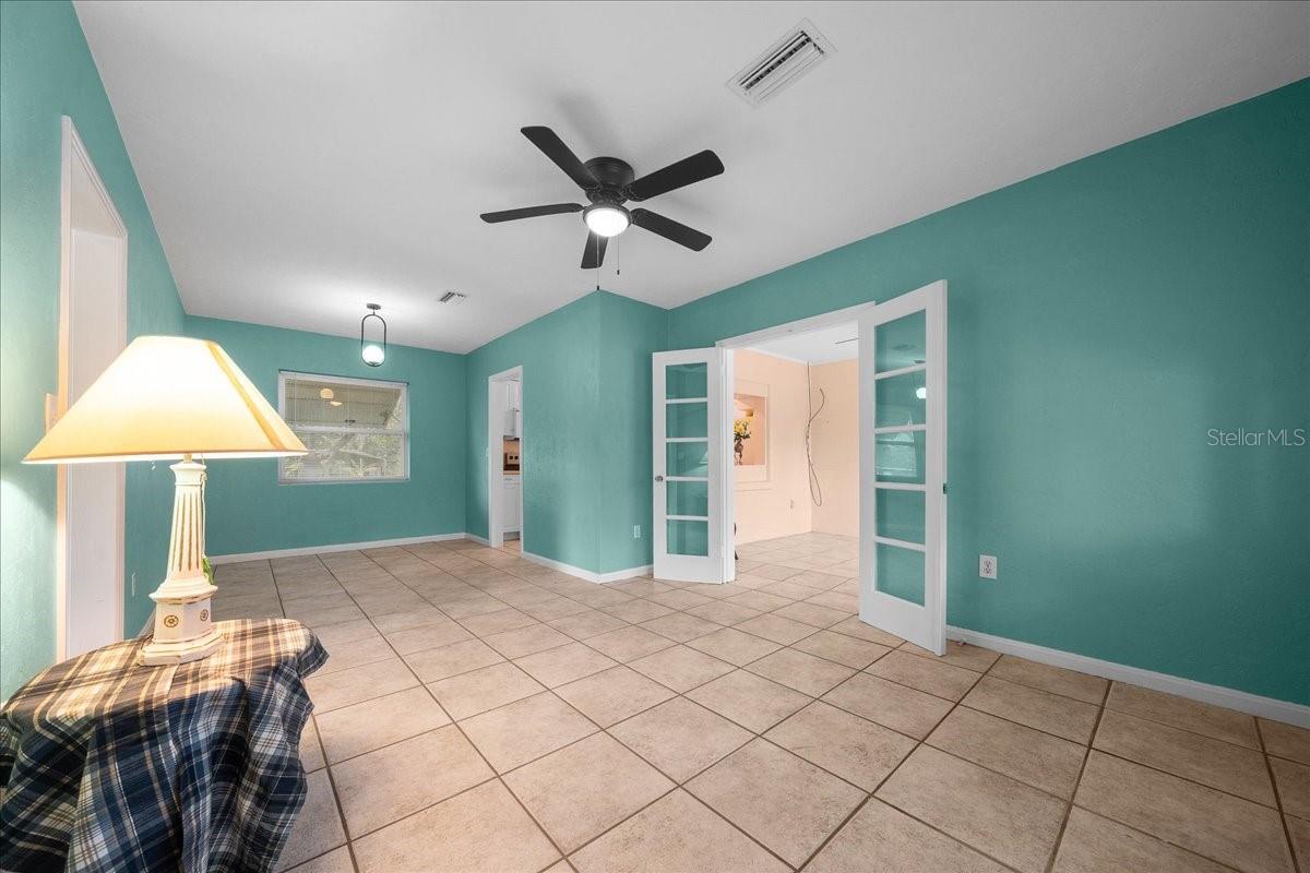 Image 9 of 45 For 2810 Lake Weir Avenue